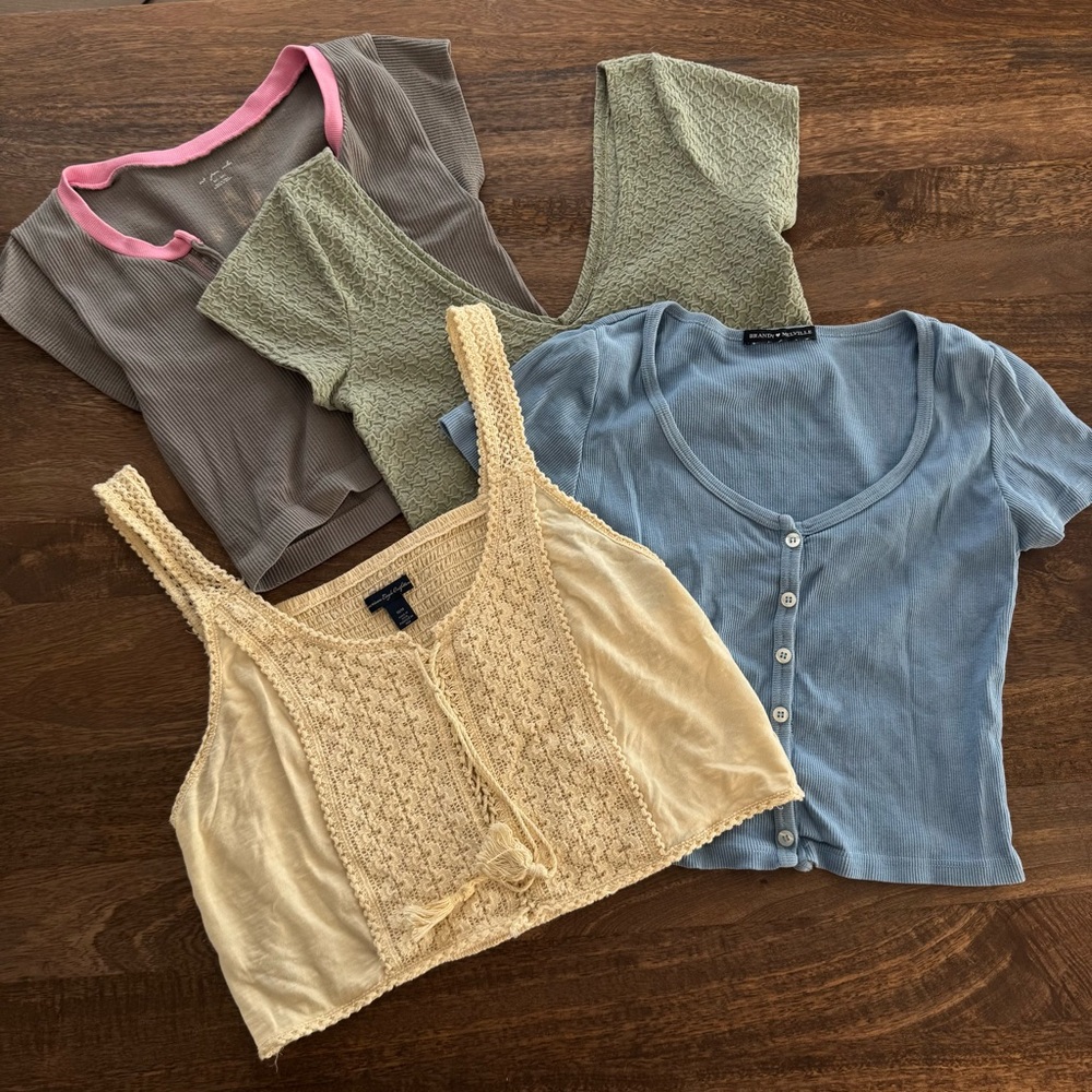 Bundle of 4 teen tops size Medium Brandy Melville, Hollister Urban Outfitters